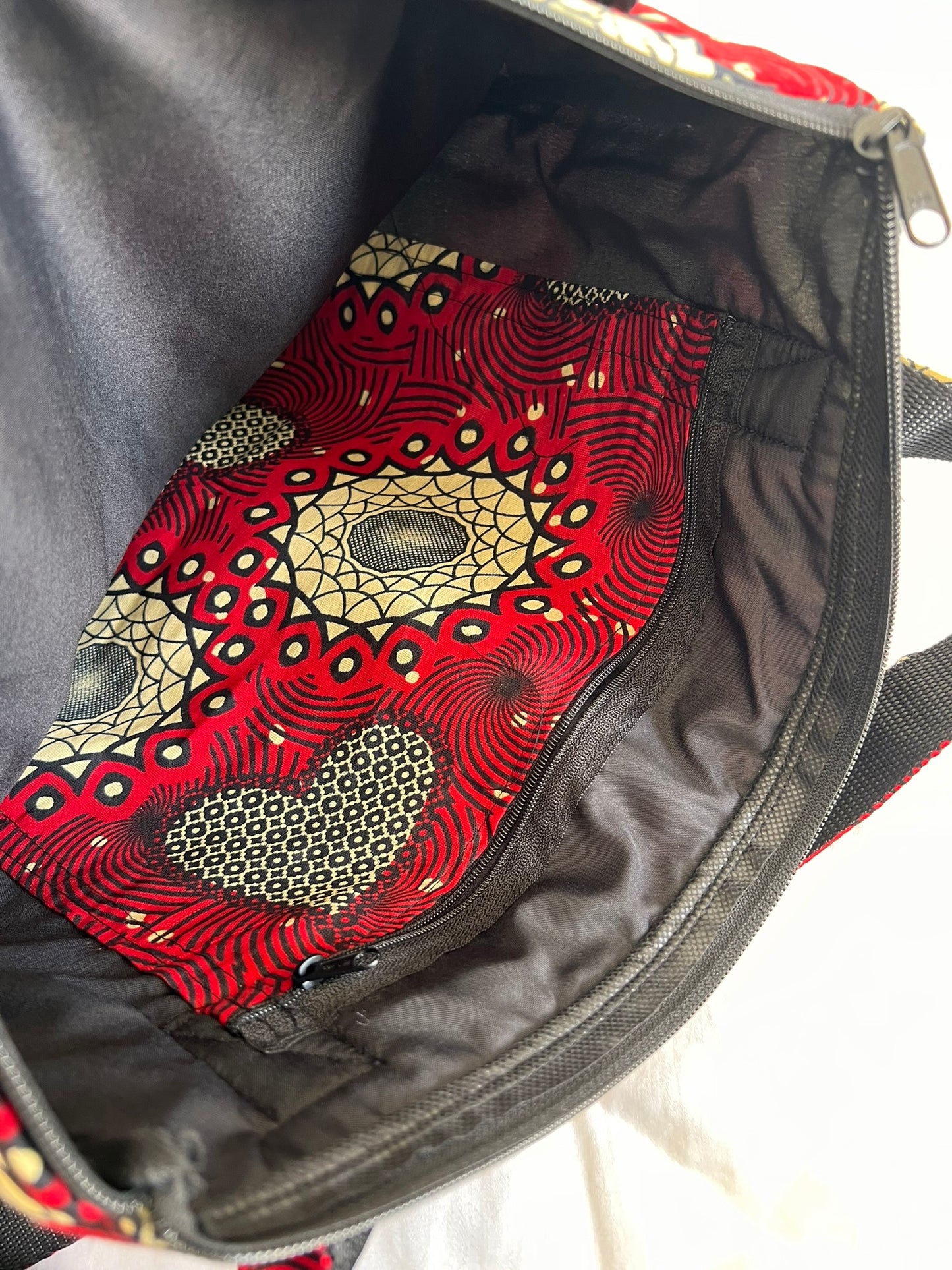 Ankara Tote Bag with Zipper & Inner Compartment – Deep Red & Cream Print